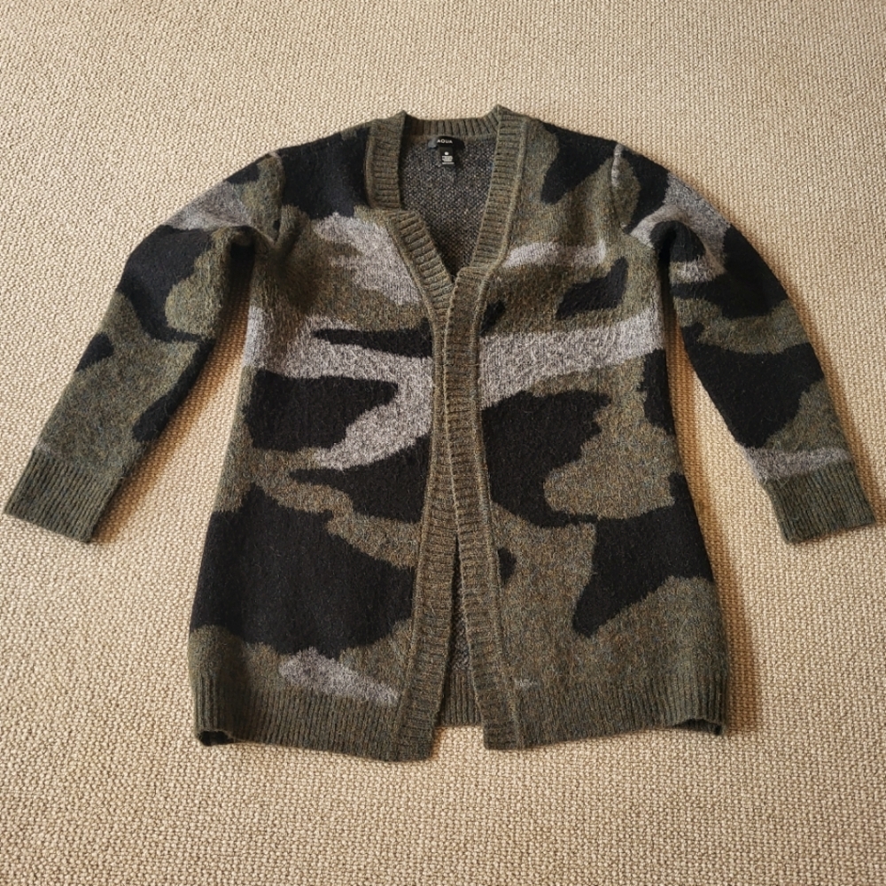 Cozy Open-Front Cardigan Sweater in Olive, Grey and Black, size S